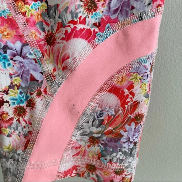 LULULEMON Run Inspire Mid-Rise Crop II *All Luxtreme Floral Size 6 23” - Picture 11 of 16